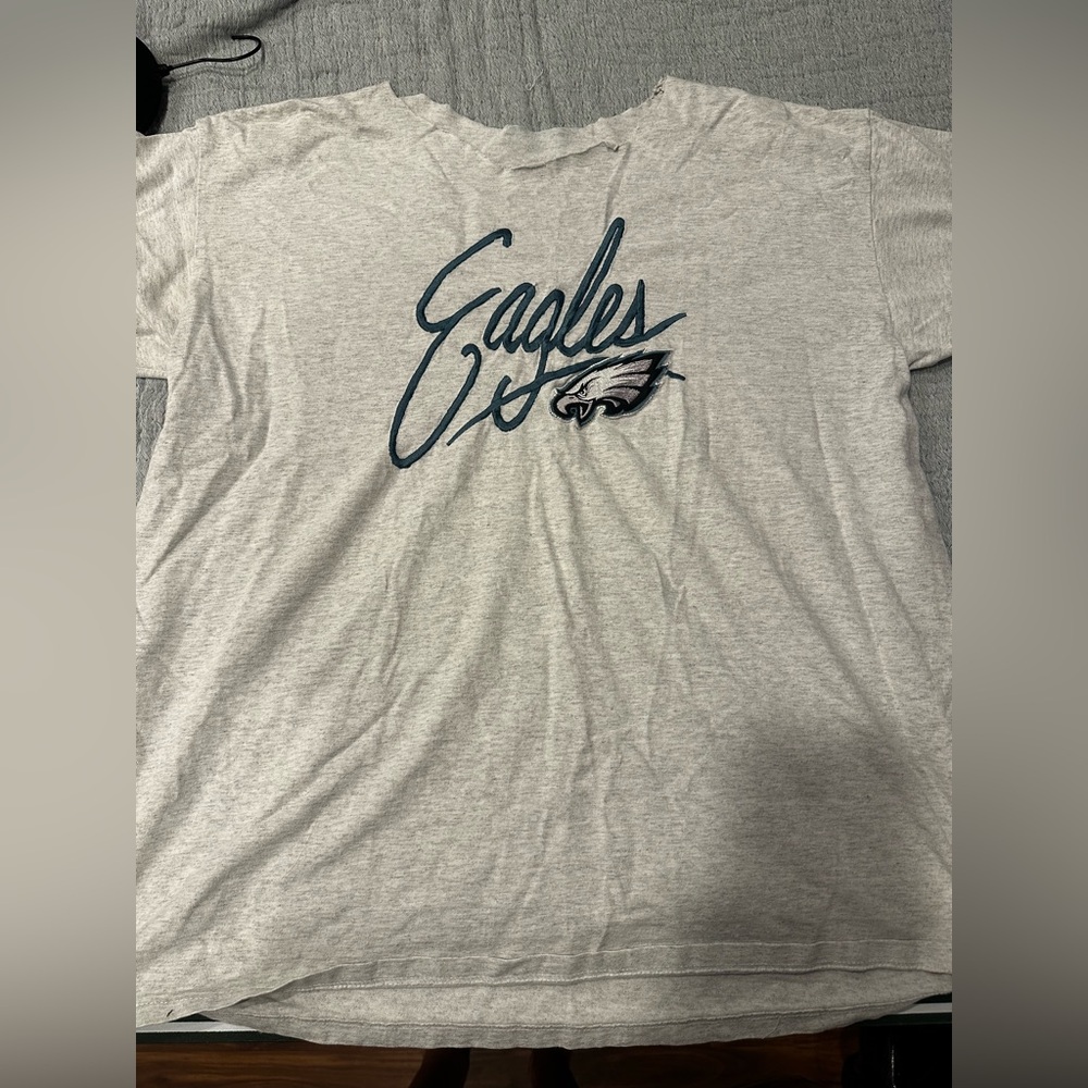 Philadelphia Eagles Graphic Tee | Gray NFL T-Shirt
